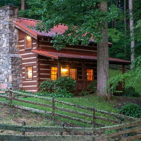 Vila The Cove At Country Acres Whittier Exteriér fotografie
